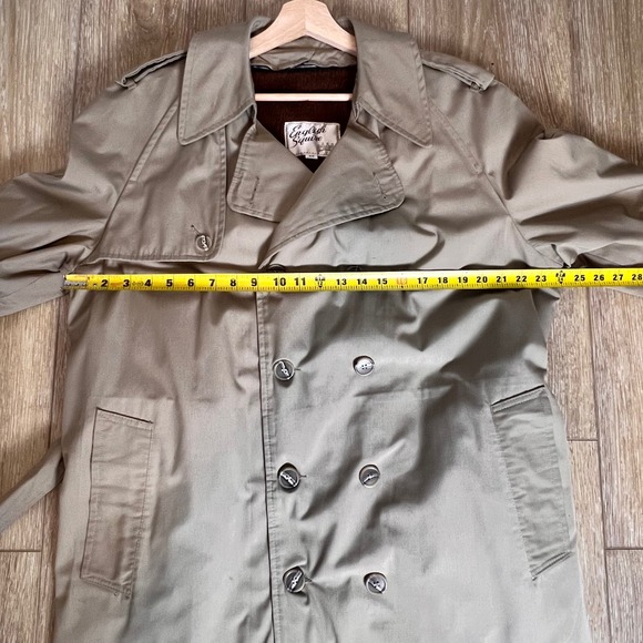 Vintage 1970s Trench Coat Khaki Double Breasted
Fur Lined Size 44 - Picture 6 of 11